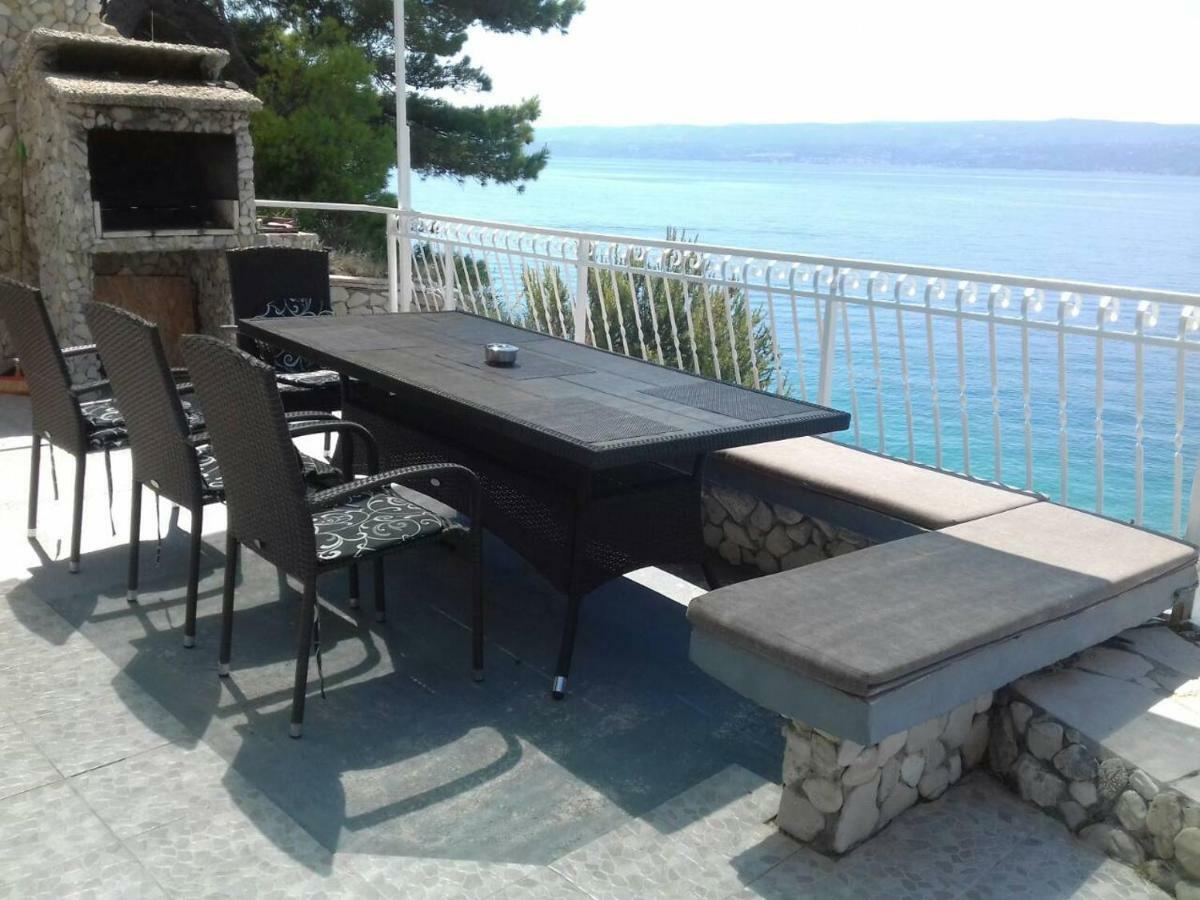 Apartmani Lastro イェセニツェ エクステリア 写真