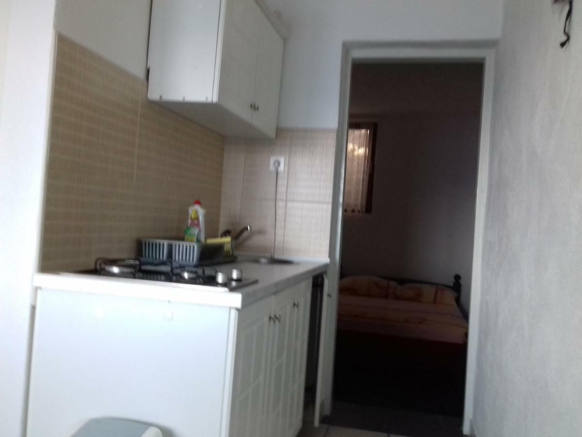 Apartmani Lastro イェセニツェ エクステリア 写真